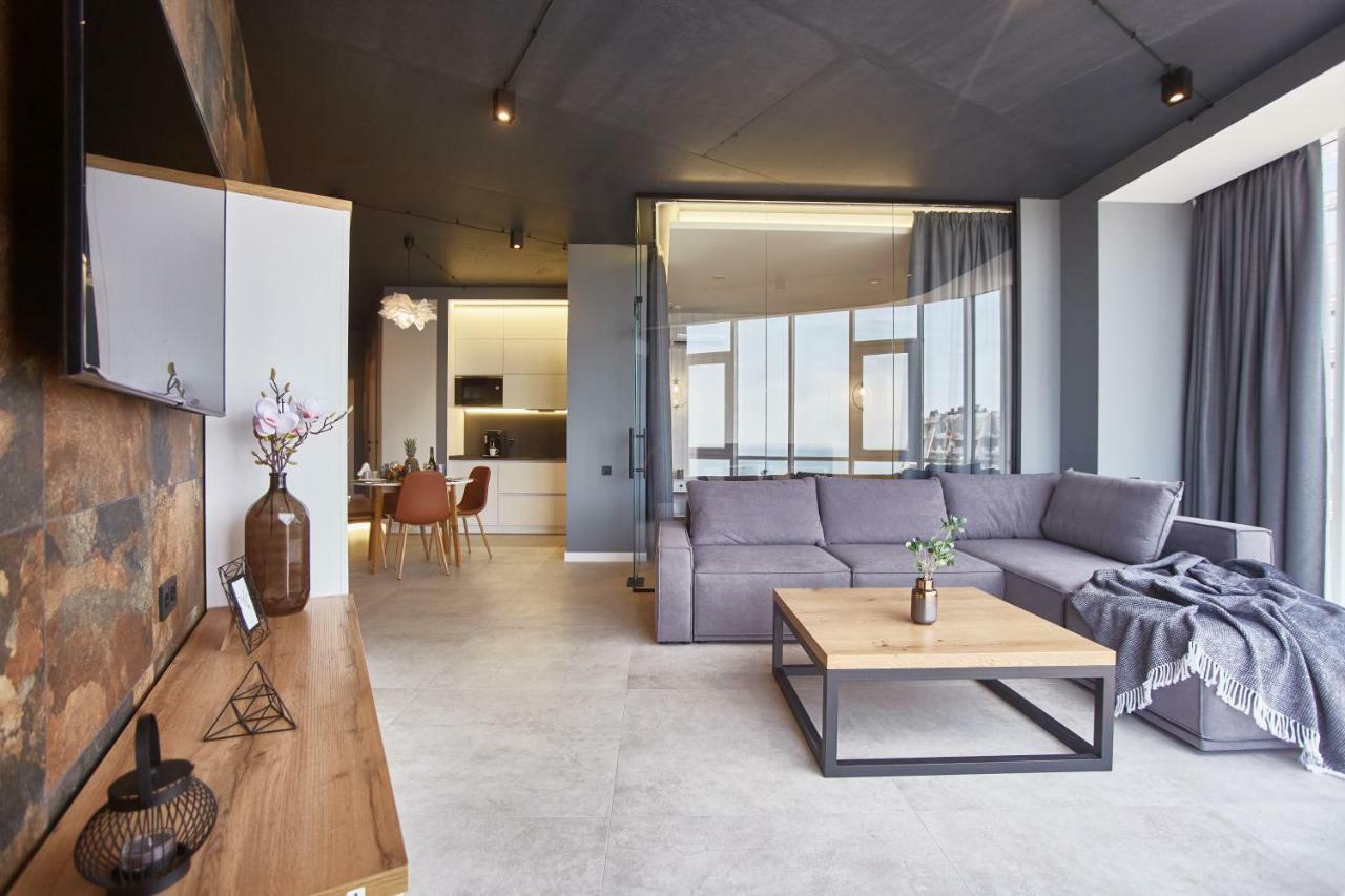 Gagarin Plaza Luxury Sea View Apartments Odessa Buitenkant foto