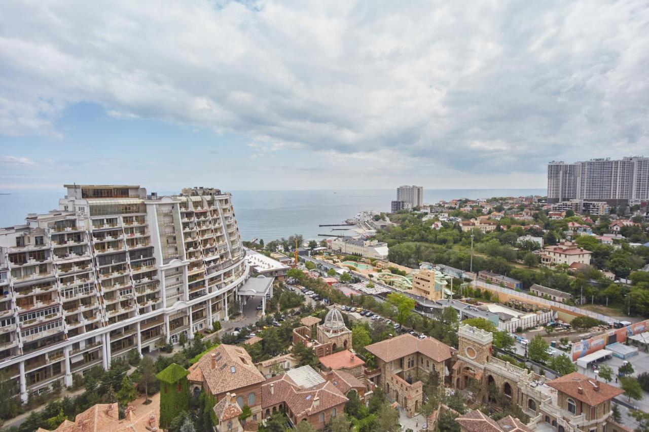 Gagarin Plaza Luxury Sea View Apartments Odessa Buitenkant foto