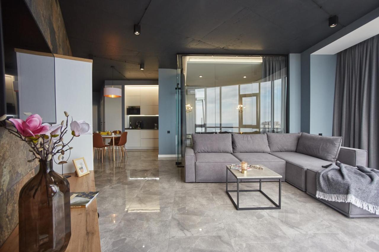 Gagarin Plaza Luxury Sea View Apartments Odessa Buitenkant foto